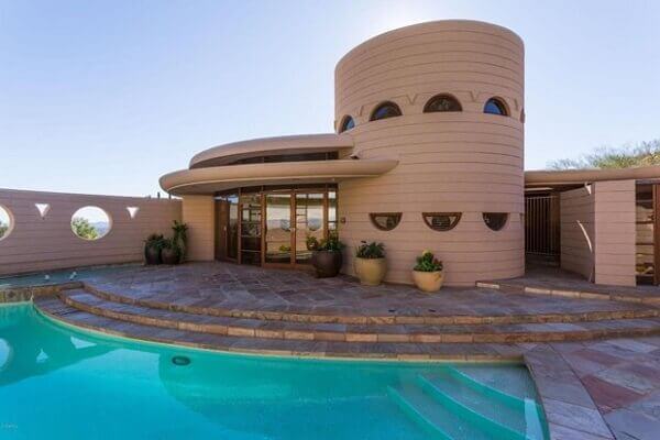 Frank Lloyd Wright: exemplo de casa