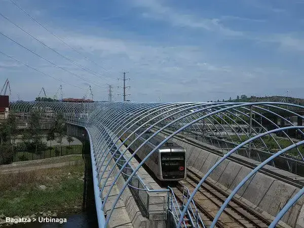 Norman Foster: metrô de Bilbao (trilhos)