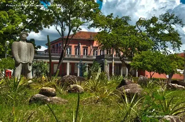 Roberto Burle Marx: Praça Euclides da Cunha 