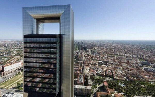 Norman Foster: Torre Caja Madrid de cima