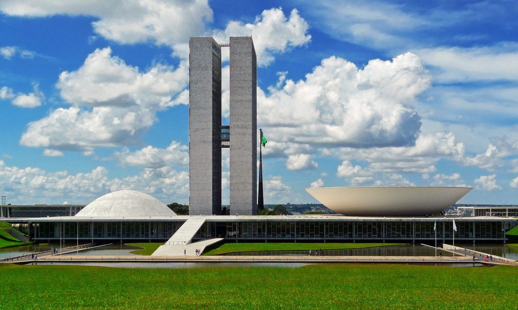 arquitetura-moderna-brasileira-oscar-niemeyer-congresso-nacional