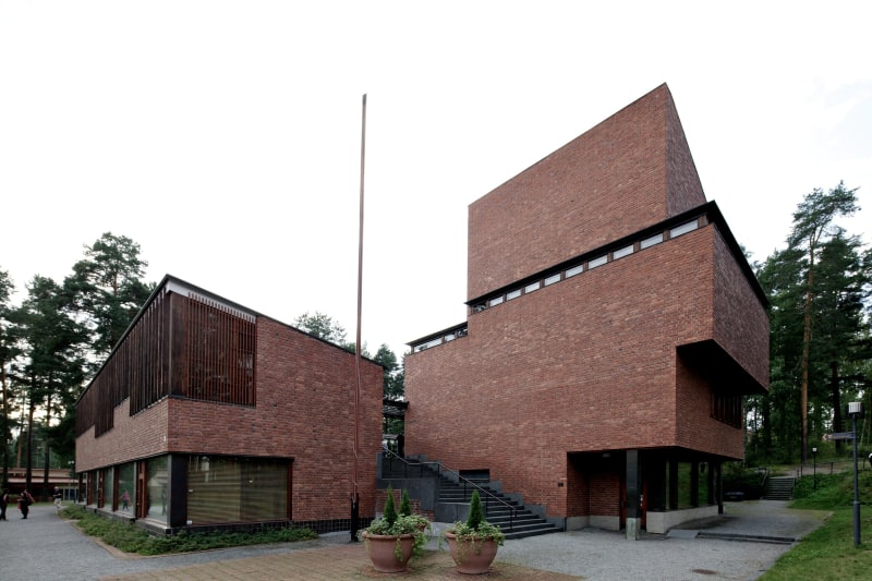 Alvar Aalto: Prefeitura de Saynatsalo