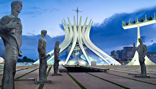 arquitetura-de-brasilia-catedral-metropolitana