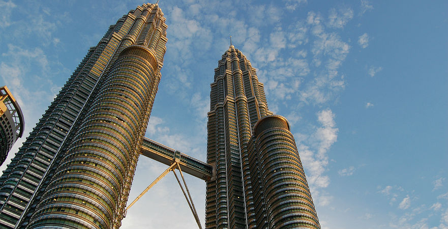 cesar-pelli-petronas-towers