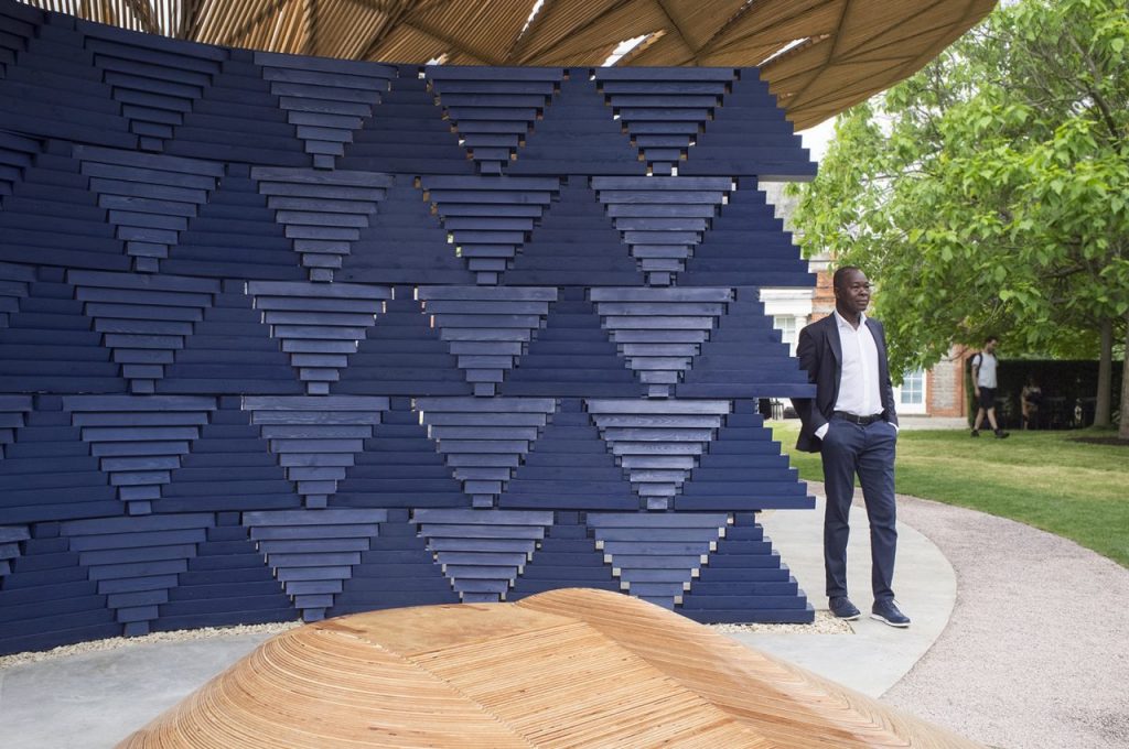 francis-kere-serpentine-pavilion-azul