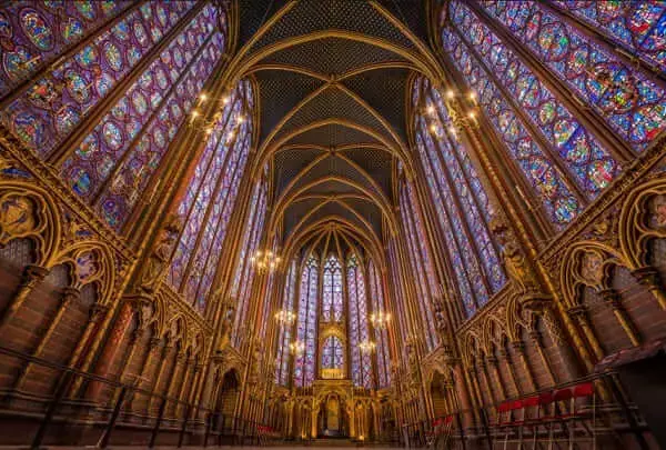 Arquitetura gótica: Vitrais da Sainte Chapelle