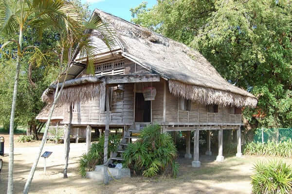 Arquitetura vernacular: Casa em região de clima úmido