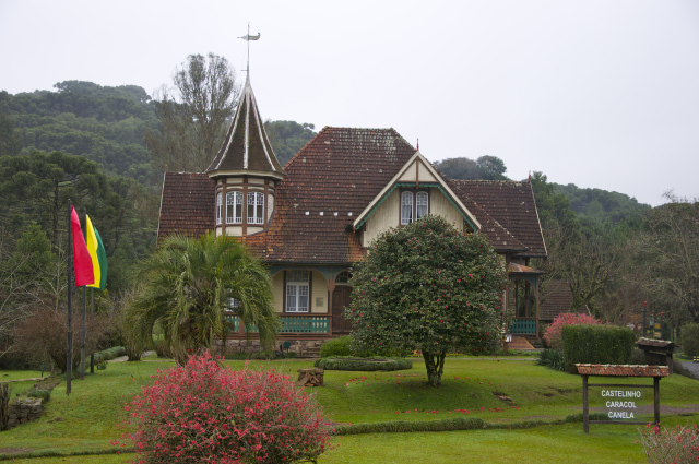 arquitetura-alema-casa-cidade-canela-inspirada-cultura-alema