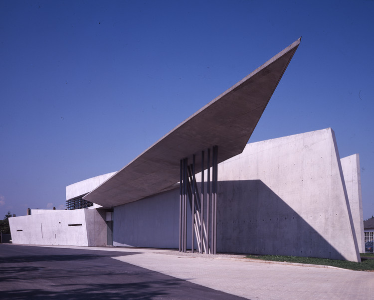 arquitetura-contemporanea-zaha-hadid-vitra-Fire-Station