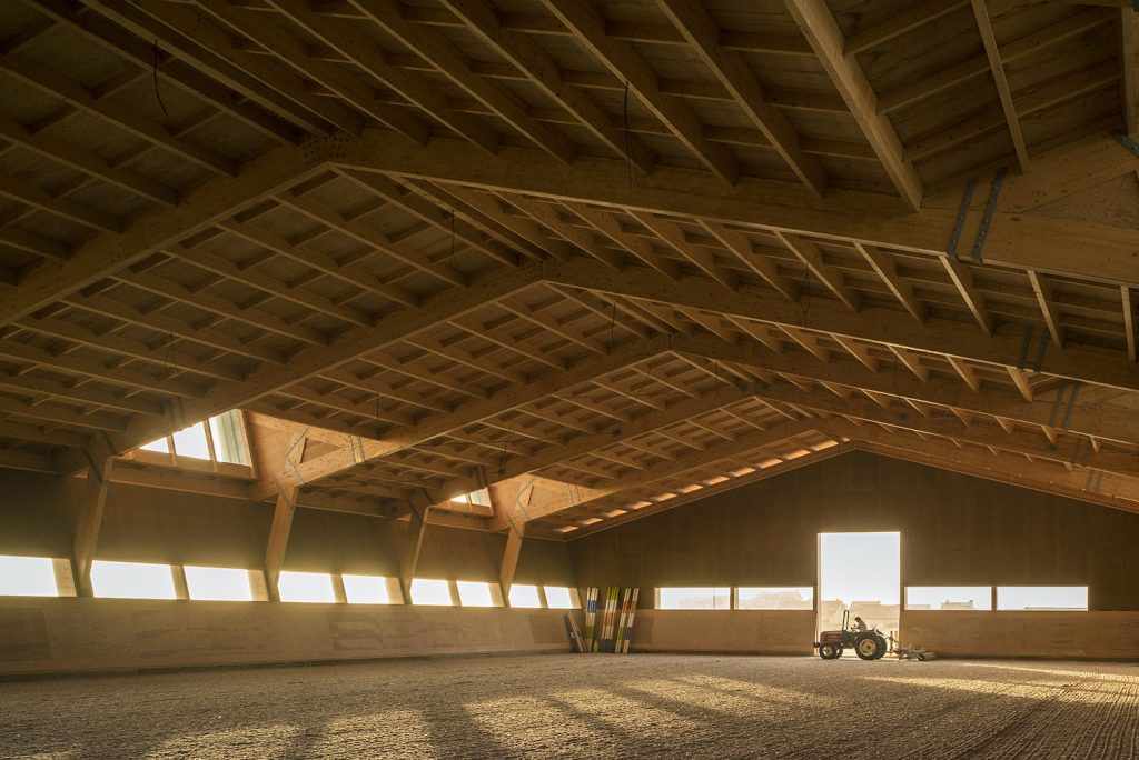 arquitetura-esportiva-centro-equestre-carlos-castanheira-clara-bastai-portugal