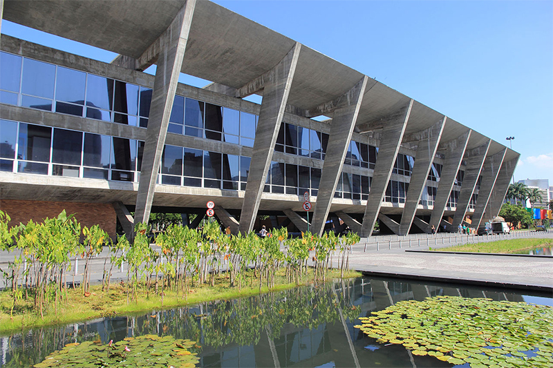 arquitetura-moderna-Museu-de-Arte-Moderna-do-Rio-de-Janeiro