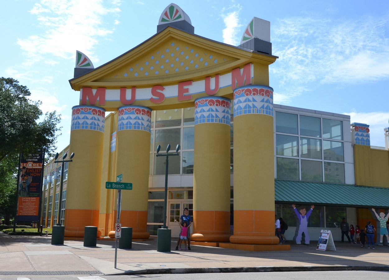 Robert Venturi: Children's Museum of Houston