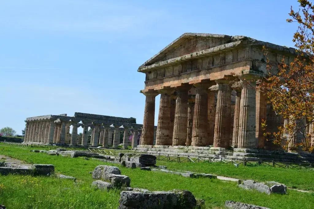 arquitetura italiana templos em Paestum - Sul da Itália