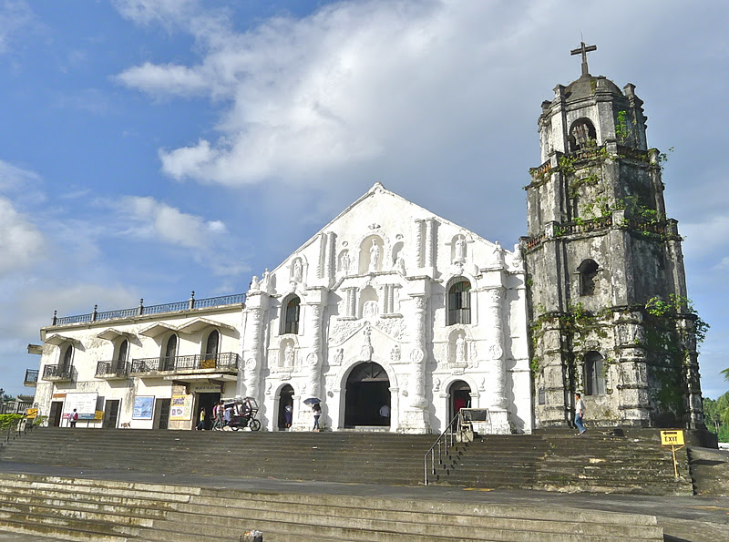 Arquitetura espanhola: Igreja de Daraga