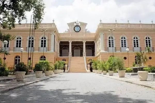 Arquitetura neoclássica: Prédio do Instituto Benjamim Constant