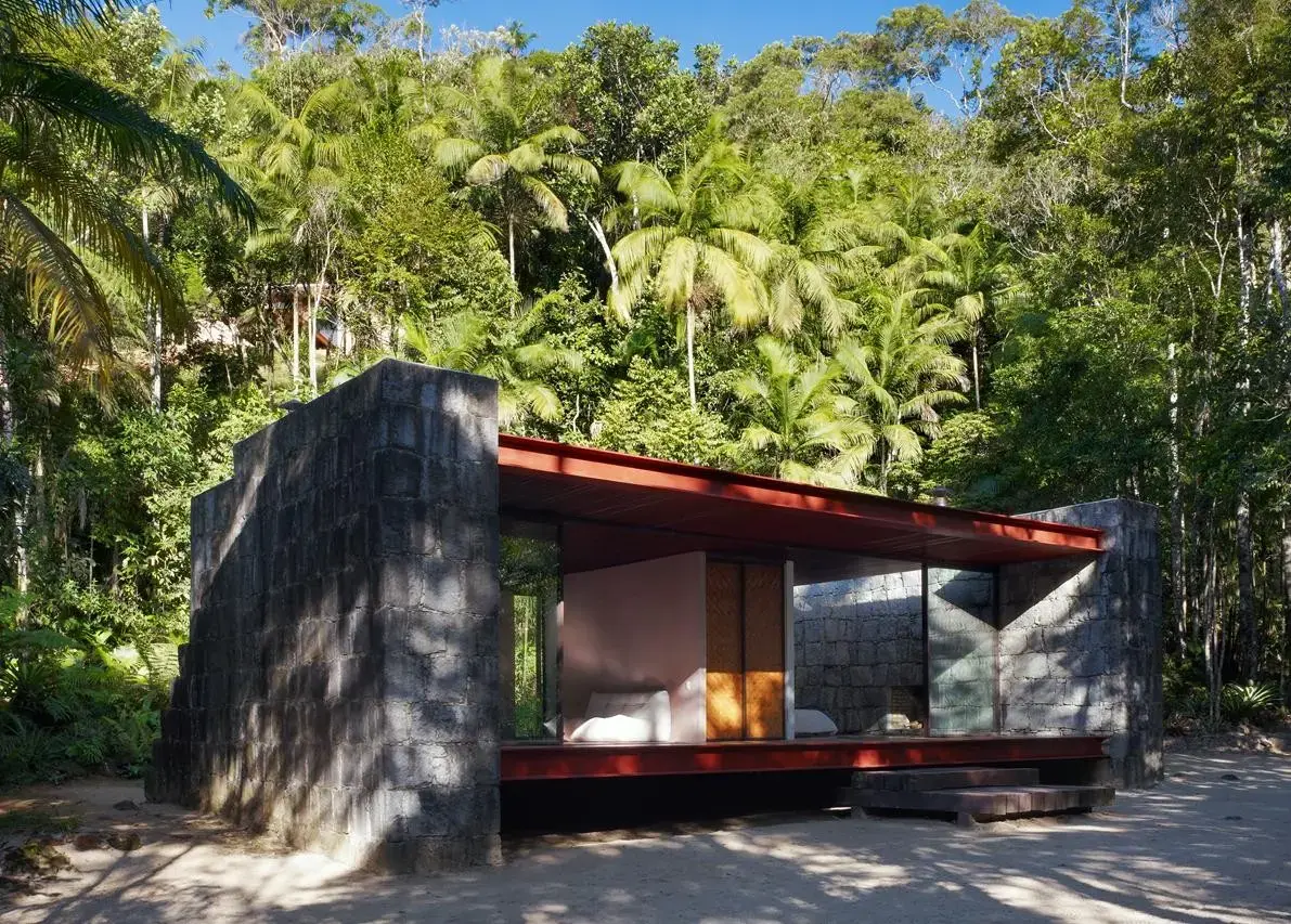 Carla Juaçaba: Casa Rio Bonito 