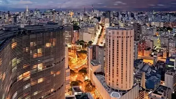 Espaço urbano: verticalização é uma das características (foto: São Paulo)