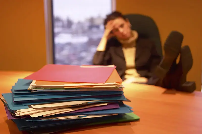 Como parar de procrastinar: procrastinação e ansiedade (foto: Papo de Homem)