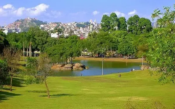 Quinta da Boa Vista: área verde com lago é um espaço de diversão e relaxamento para visitantes