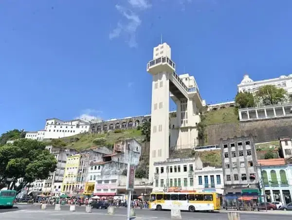 Art Decó: Elevador Lacerda em Salvador