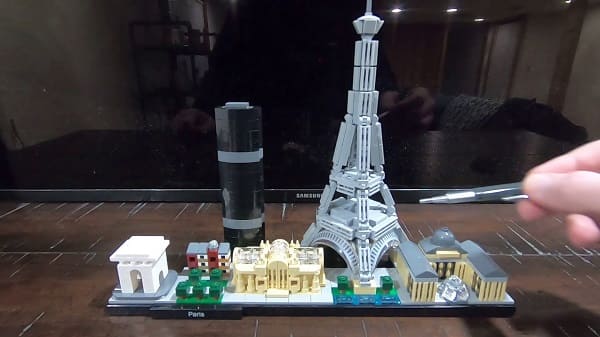 LEGO Arquitetura Paris montado (foto: Youtube)