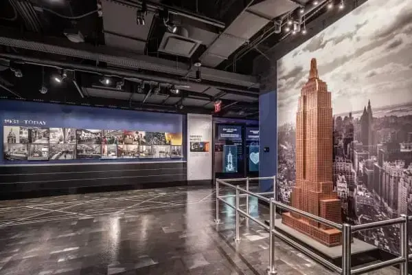 Empire State Building: exposição conta a história do edifício (foto: Ares do Mundo) Empire State Building: exposição conta a história do edifício (foto: Ares do Mundo)