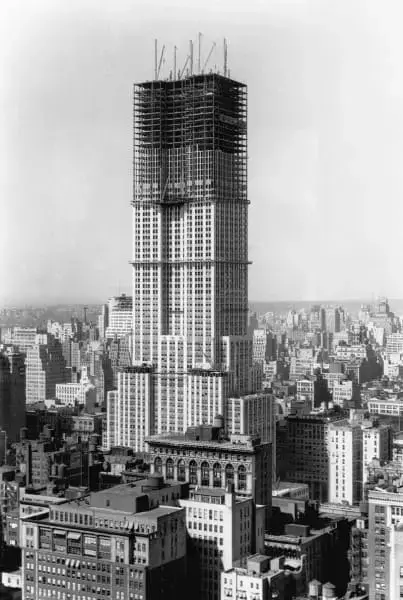 Empire State Building: edifício em construção (foto: Magnus Mundi) Empire State Building: edifício em construção (foto: Magnus Mundi)