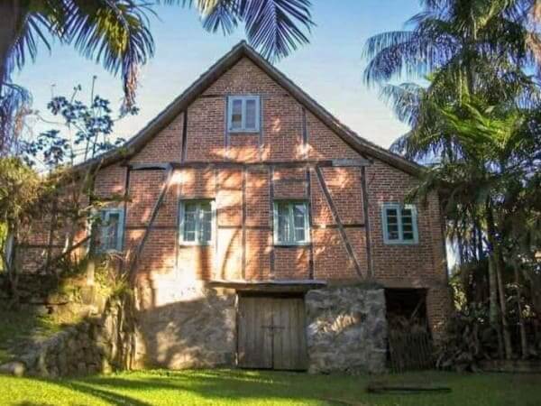 Casa enxaimel em Blumenau - SC (Foto: Waltraud Budag)