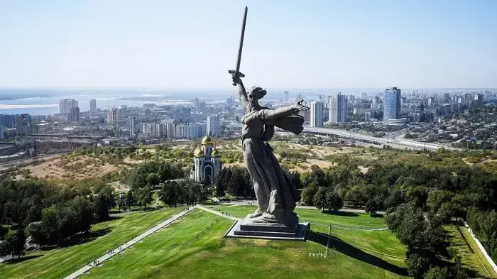 A maior estátua do mundo: a Estátua da Pátria Mãe é a 9° maior estátua do mundo. Fonte: Russia Beyond