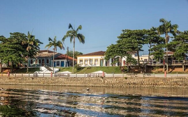 Cidade mais antiga do Brasil Cananeia foto IG Turismo