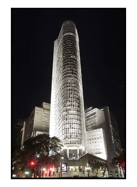 Edifício Itália à noite foto Renatto de Sousa