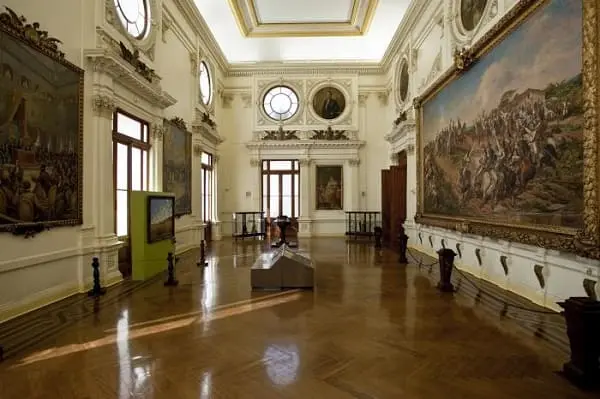 Museu do Ipiranga Panorama do Salão Nobre do Edifício-Monumento, construído para abrigar a tela Independência ou Morte, de Pedro Américo foto Museu Paulista - Universidade de São Paulo