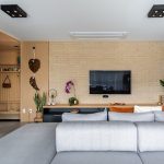 Apartamento no Morumbi une arte, identidade e sofisticação em 90 m²
