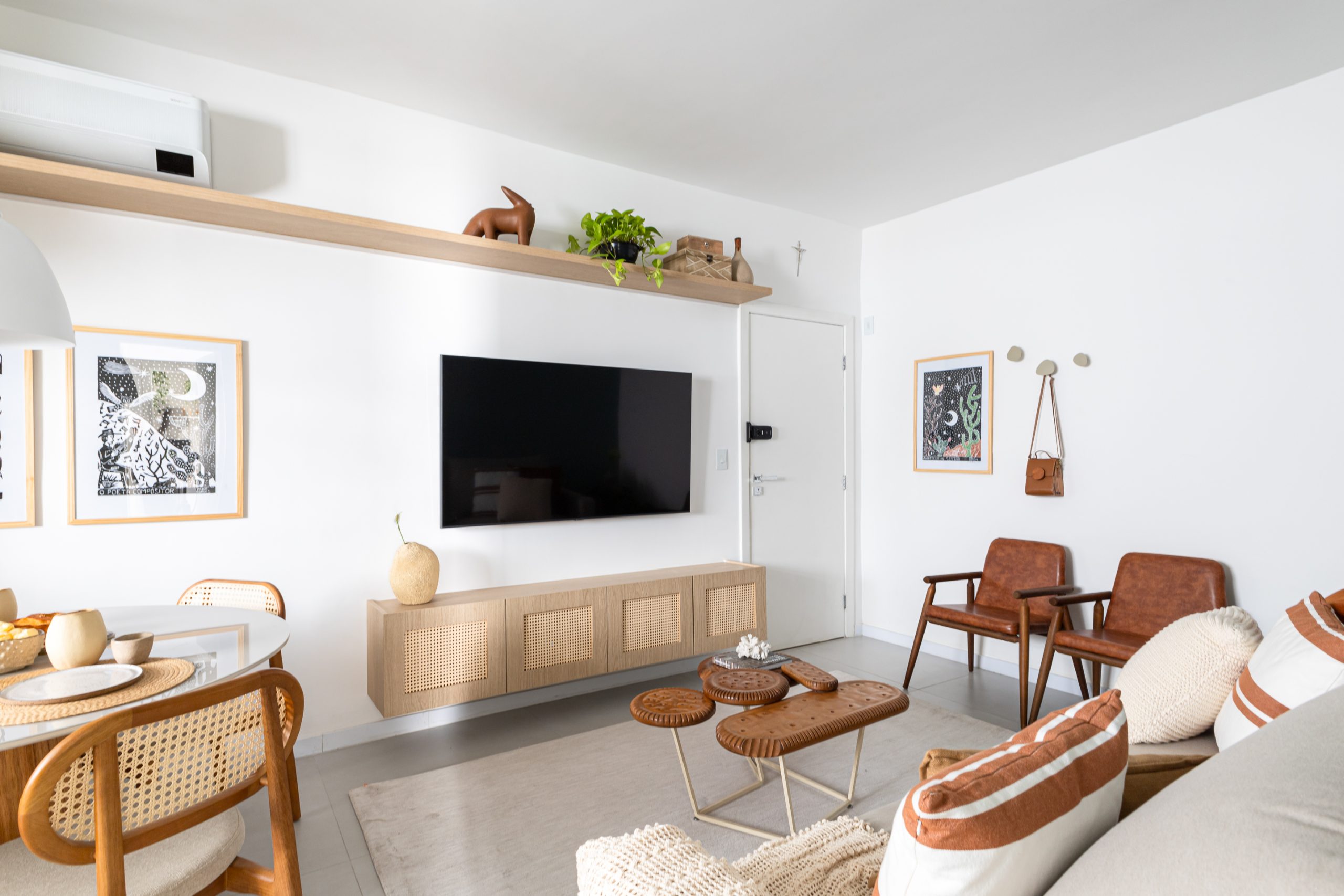 AP Aratans: Bima Arquitetura afetiva transforma apartamento antigo no primeiro lar do casal