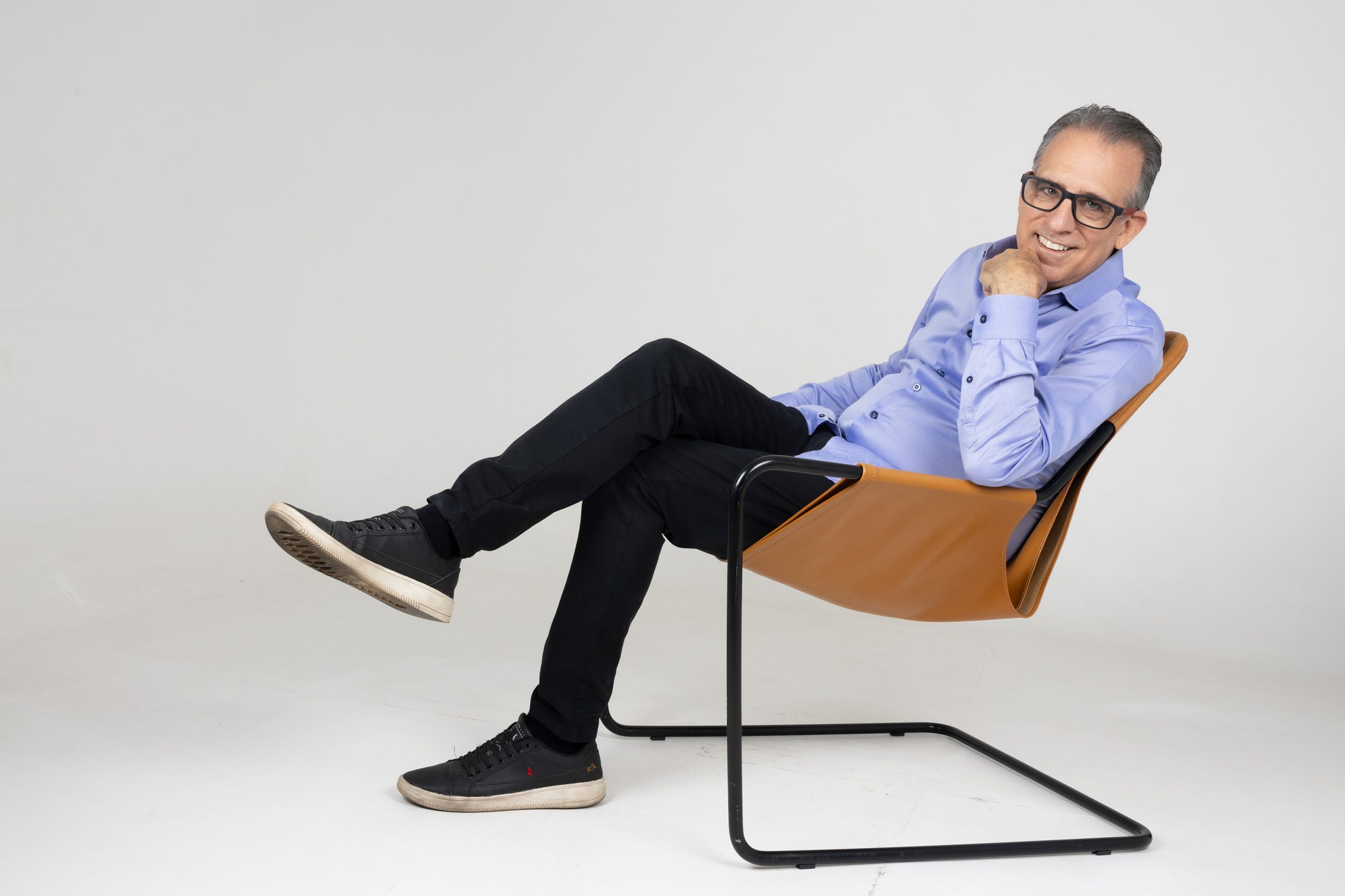 Alvaro Guillermo no Architects Connect by Viva Decora & Pinterest