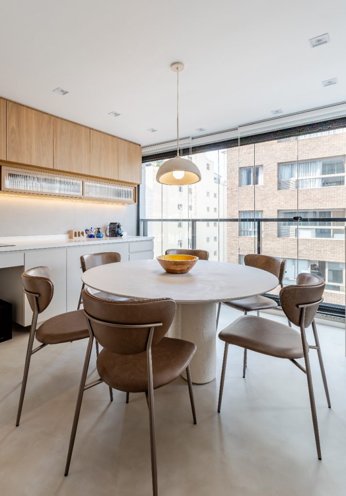 Projeto: Intu Arquitetura | Na área social, um espaço convidativo para os momentos de lazer