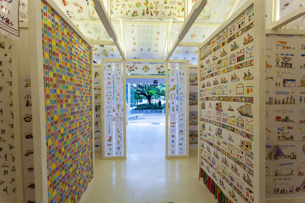 Exposição Casa Bordada. Créditos: Marcos Muzi