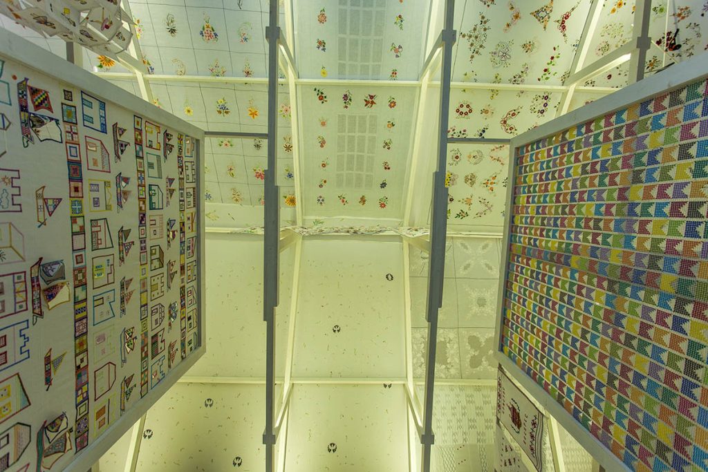 Exposição Casa Bordada. Créditos: Marcos Muzi