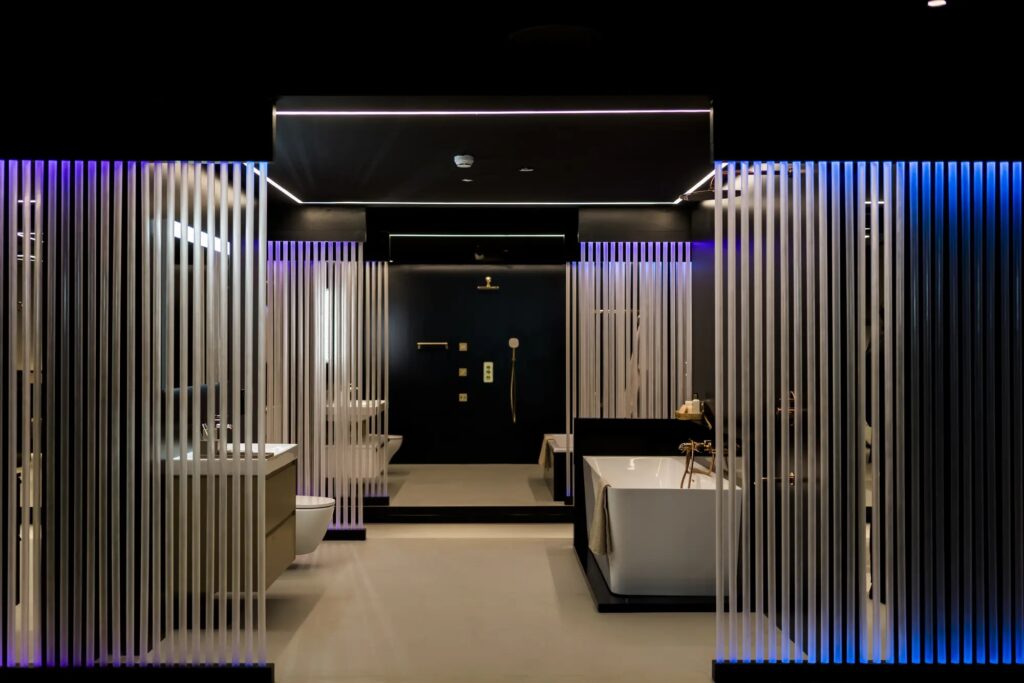 Divulgação RocaExposição de coleções da marca no Roca Deli Gallery