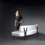 Arquiteta Patricia Penna celebra sua 17ª participação na Mostra Artefacto e o aniversário de 50 anos da marca em 2026