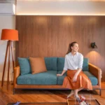 Apartamento de 100 m² em Moema é transformado em refúgio integrado com desapego à planta tradicional