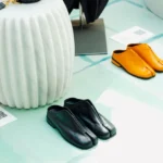 Jay Boggo leva o design brasileiro à La Samaritaine, em Paris, com Banco Cacau produzido pela Maqstone