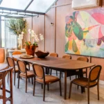 Loft do Artista une arquitetura, moda e natureza no espaço de Placas do Brasil na CASACOR Espírito Santo