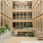 Timber curtain wall: desempenho e adaptação no Brasil