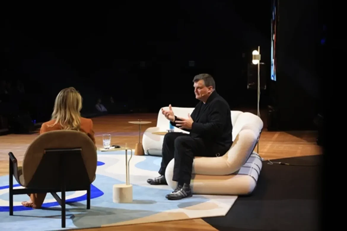 Hunter International Forum 2026 encerra segunda edição reunindo grandes nomes da arquitetura mundial e consolidando São Paulo como ponto de encontro do setor