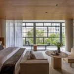 Lessa + Zanetta Arquitetura propõe uma reflexão sobre o tempo de habitar na CASACOR Rio de Janeiro 2026