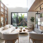 Arquitetas recomendam soluções arquitetônicas que refrescam a casa no verão