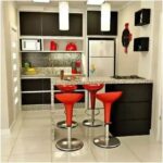 Bancada para cozinha pequena: materiais, formatos e 10 modelos