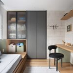 Cabideiro: conheça os tipos e encontre o modelo certo para organizar sua casa