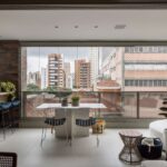 Cortina de vidro: conheça os tipos, vantagens, preço e manutenção